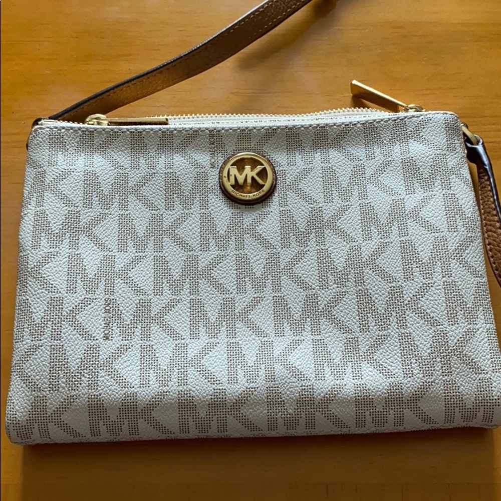 MK Crossbody purse